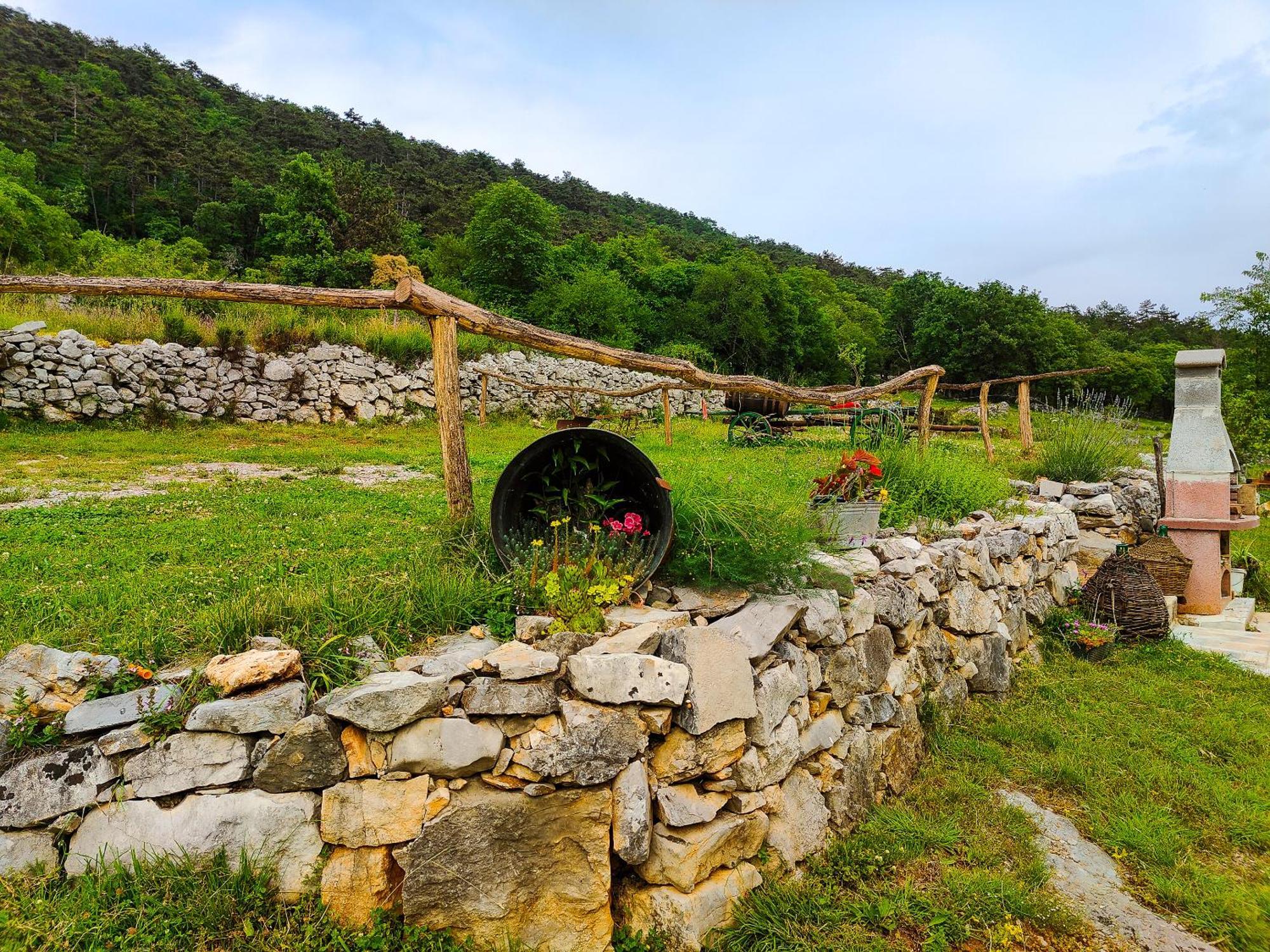 Homestead Zavadlal - Domacija Zavadlal * Komen